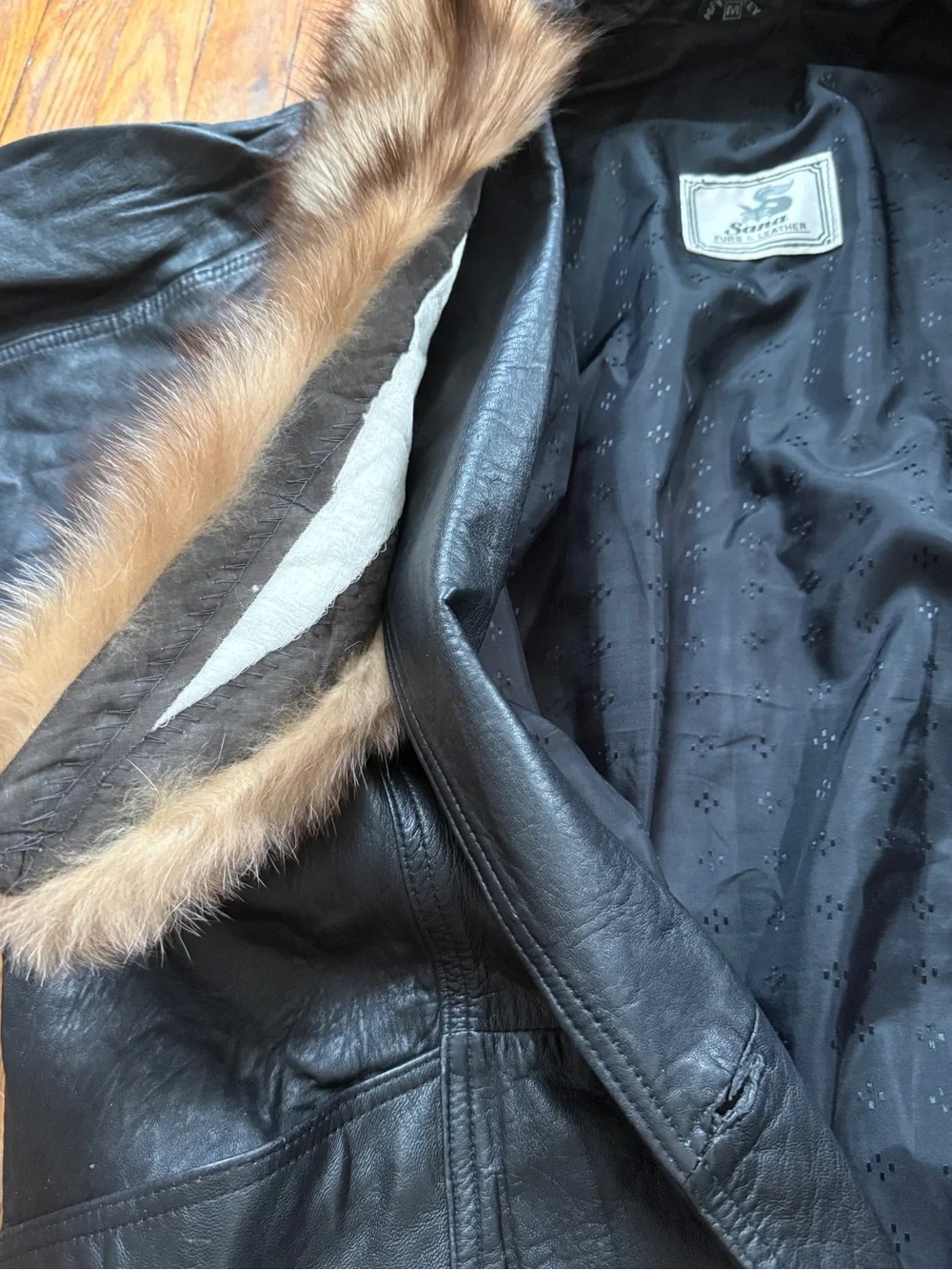 Vintage 80s Black Leather Fur Collar Coat Oversized Dolman Sleeve size Medium